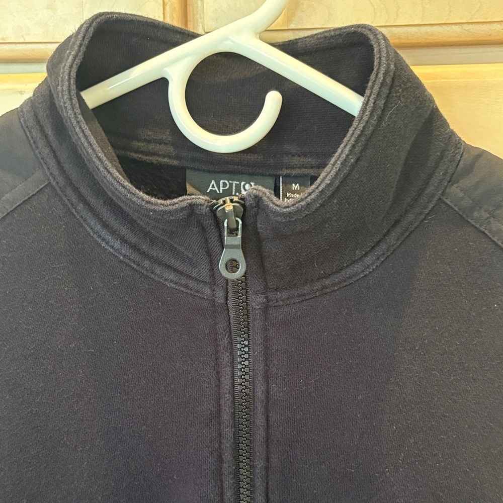 Apt 9 Classic Black Zip-Up Sweatshirt Men’s Medium with Pockets. - Picture 5 of 13
